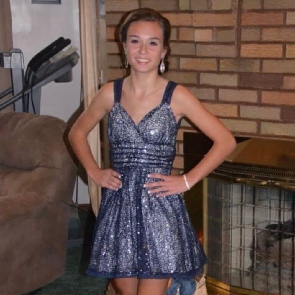 B darlin sequin dress mini dress formal homecoming high school size 1/2 XS